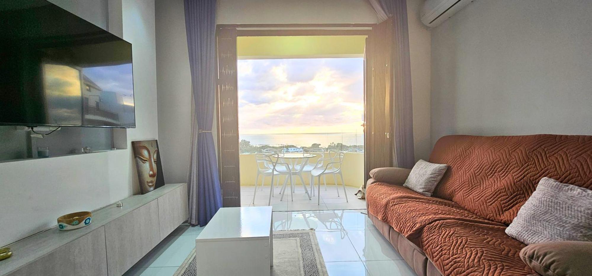 Appartement Zen Retreat With Stunning Sea Views And Sunsets à Flic-en-Flacq Extérieur photo